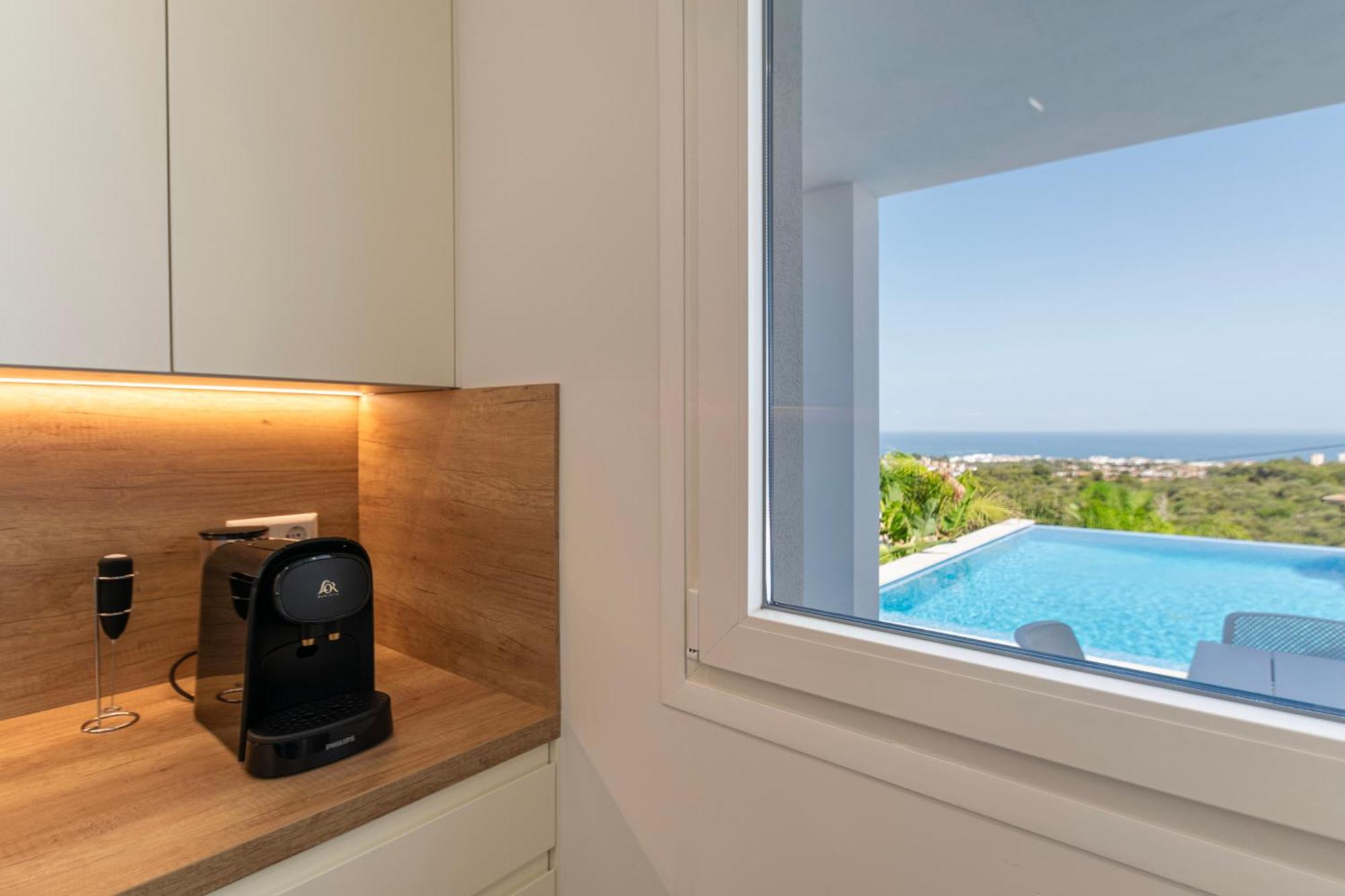 Happyplace - With Panoramic Sea View Heated Infinity Saltwater Pool * Málaga