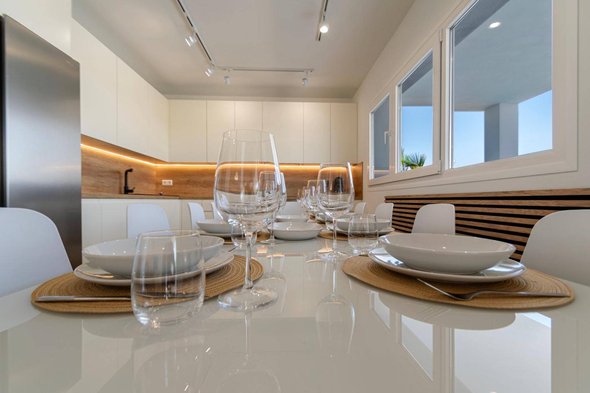Villa Happyplace - With Panoramic Sea View Heated Infinity Saltwater Pool