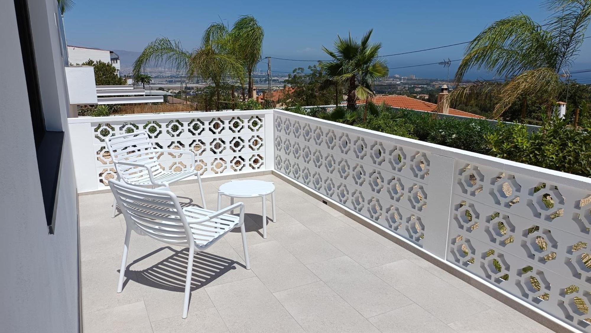 Villa Happyplace - With Panoramic Sea View Heated Infinity Saltwater Pool Málaga