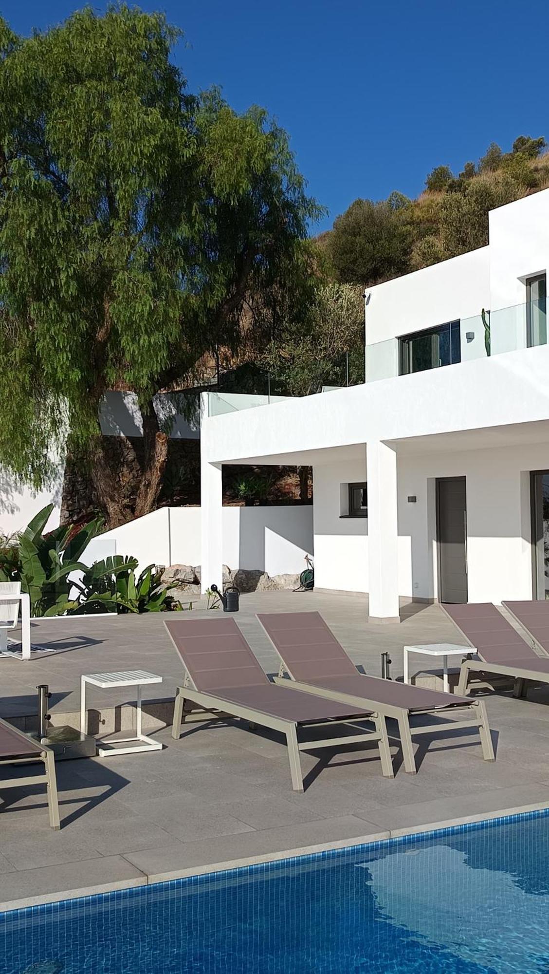 Happyplace - With Panoramic Sea View Heated Infinity Saltwater Pool Málaga